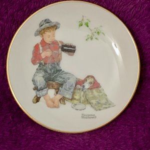 542 Mysterious Malady - Norman Rockwell Four Seasons Miniature Plate Collection